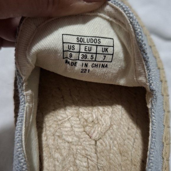 NEW Soludos Embroidered Strawberrie Espadrille Slides Flats Blue Womens Shoes 9 - Picture 4 of 11